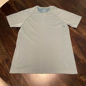 Fabletic Men’s Athletic Tee